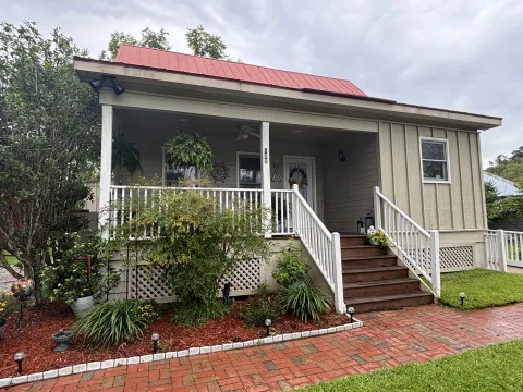 100 Palm Key Place-Home Worship and Bible Study